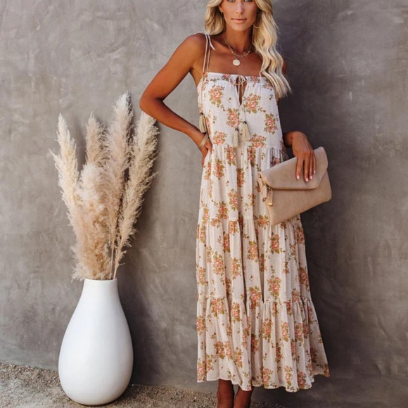 VICI Storia | Floral Tiered Midi W/ Tie Straps - Picture 3 of 5